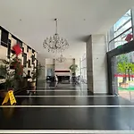 Shanghai Bund View Apartment